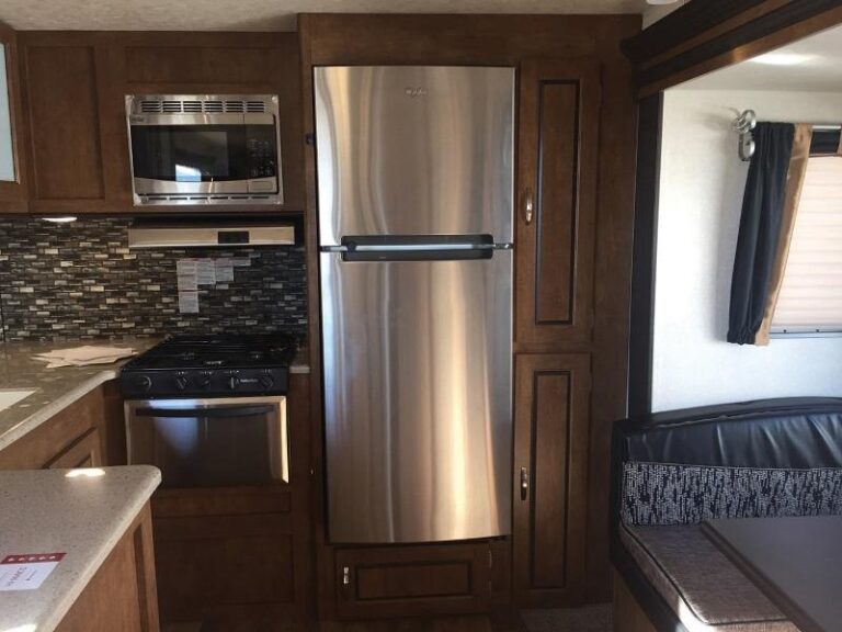 RV Refrigerator 101: 6 Essential Factors for Making the Right Choice